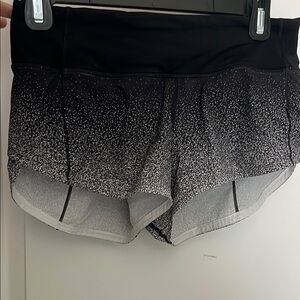 Lululemon Speed Ups Women's Black and White Shorts 2 inches